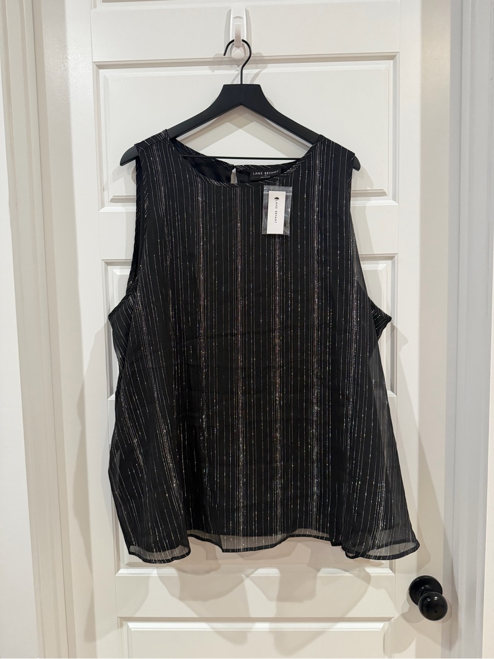 NET Lane Bryant Black Stripe Sleeveless Blouse - 24